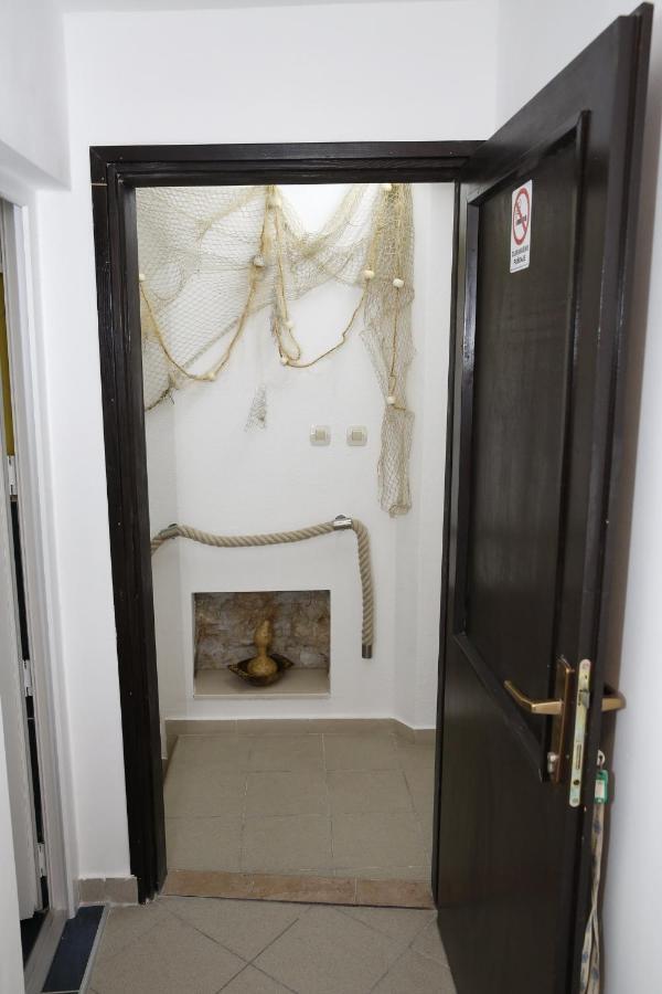 Apartments Stonehouse ヴォディツェ エクステリア 写真