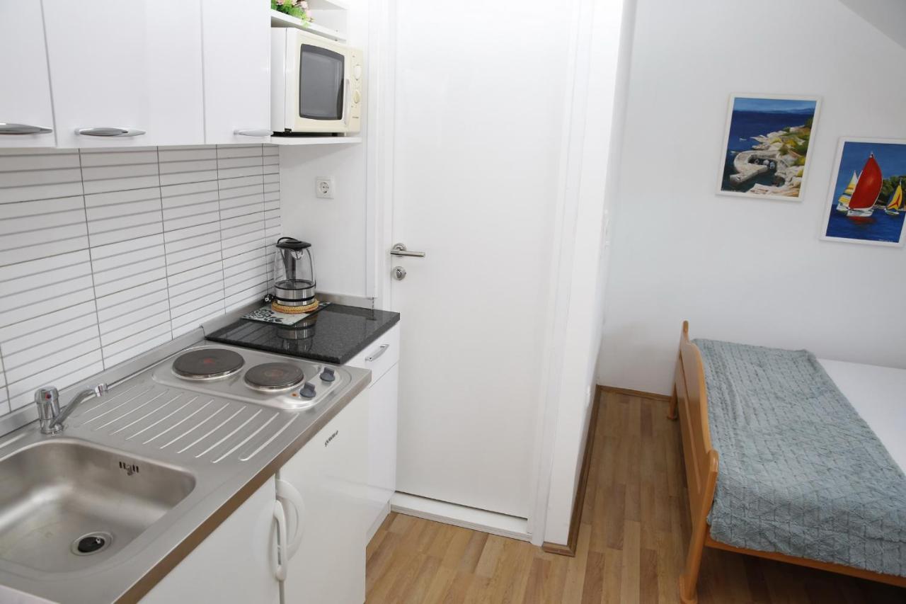 Apartments Stonehouse ヴォディツェ エクステリア 写真